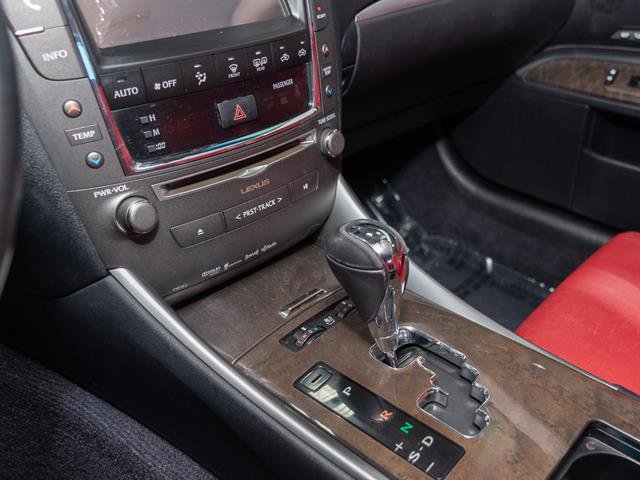 Used 2014 Lexus IS 250C image 11