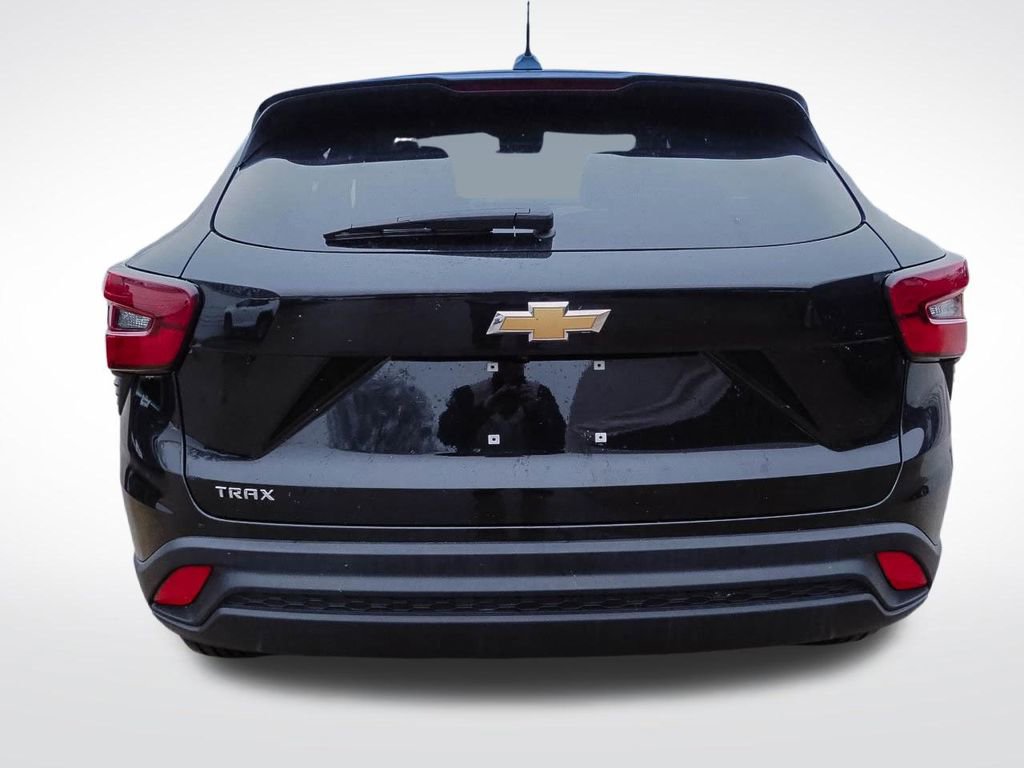 Certified 2024 Chevrolet Trax LS w/ LS Convenience Package image 6
