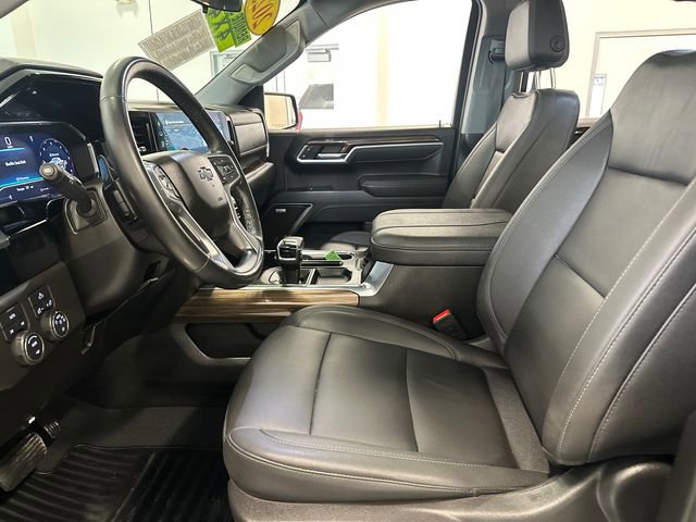 Used 2025 Chevrolet Silverado 1500 RST w/ Convenience Package II AWD/4WD image 27