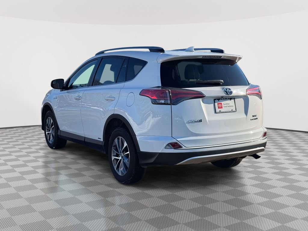 Used 2018 Toyota RAV4 XLE image 5