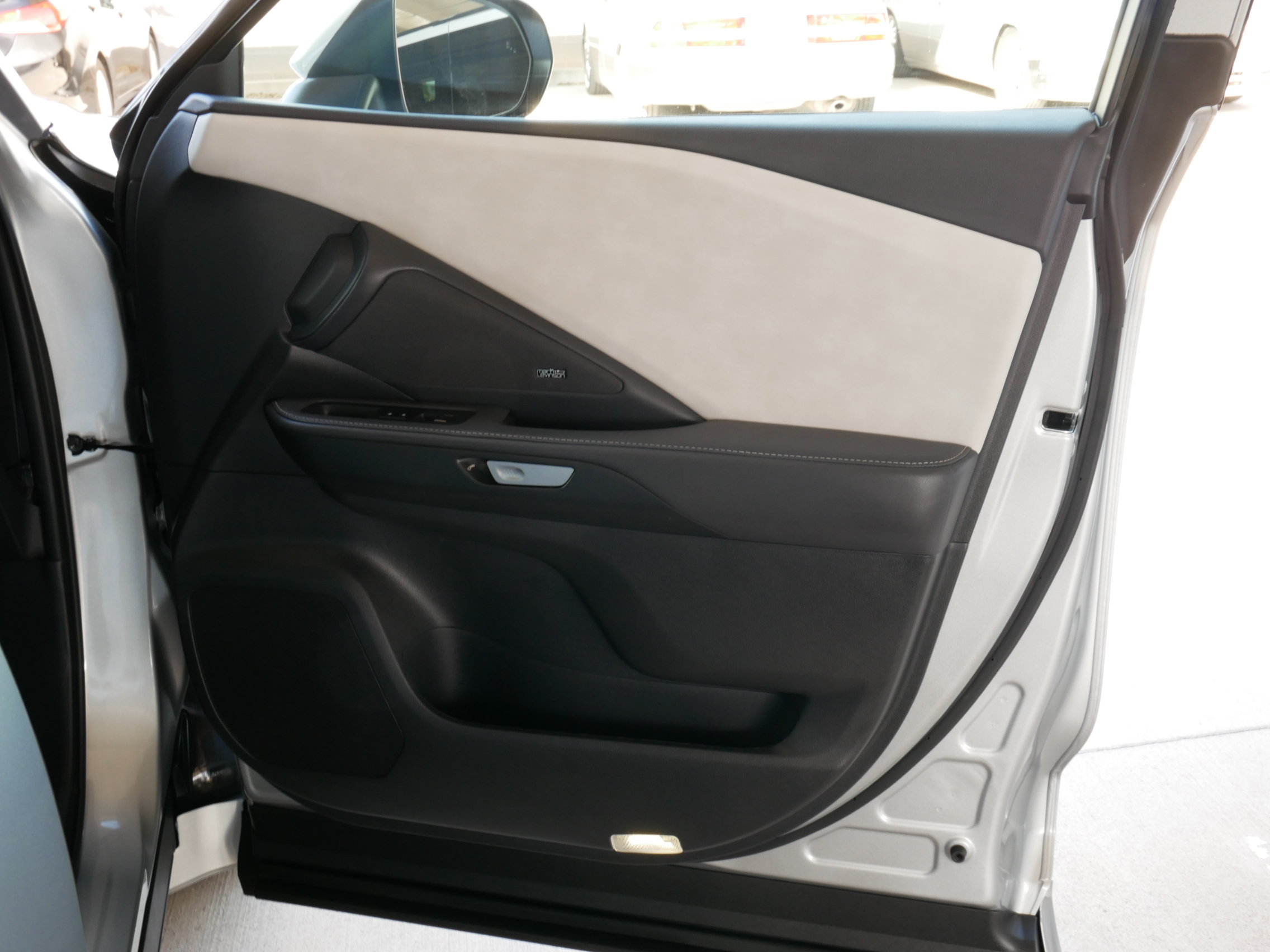 Certified 2026 Lexus TX 550h AWD Plug-In Hybrid w/ Technology Package image 12