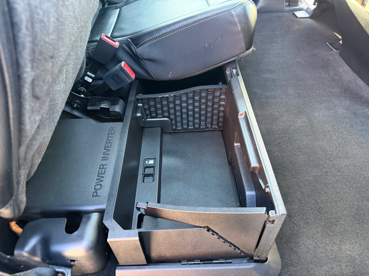 Used 2017 Ford F250 Lariat w/ Lariat Ultimate Package image 29