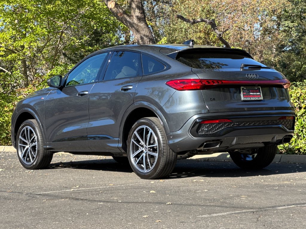 Used 2026 Audi Q5 Premium Plus w/ Premium Plus AWD/4WD image 7