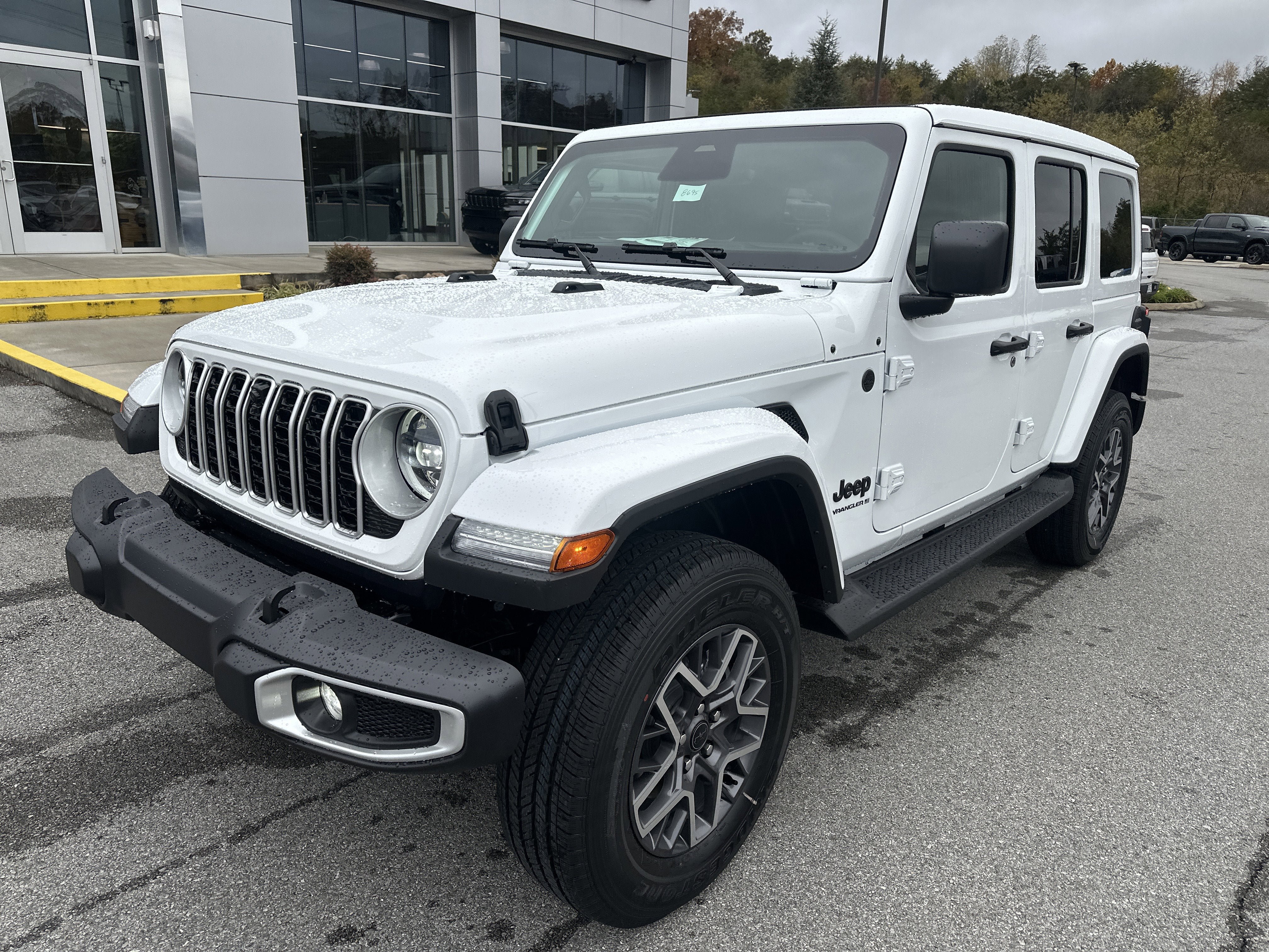 New 2026 Jeep Wrangler Unlimited Sahara AWD/4WD image 2