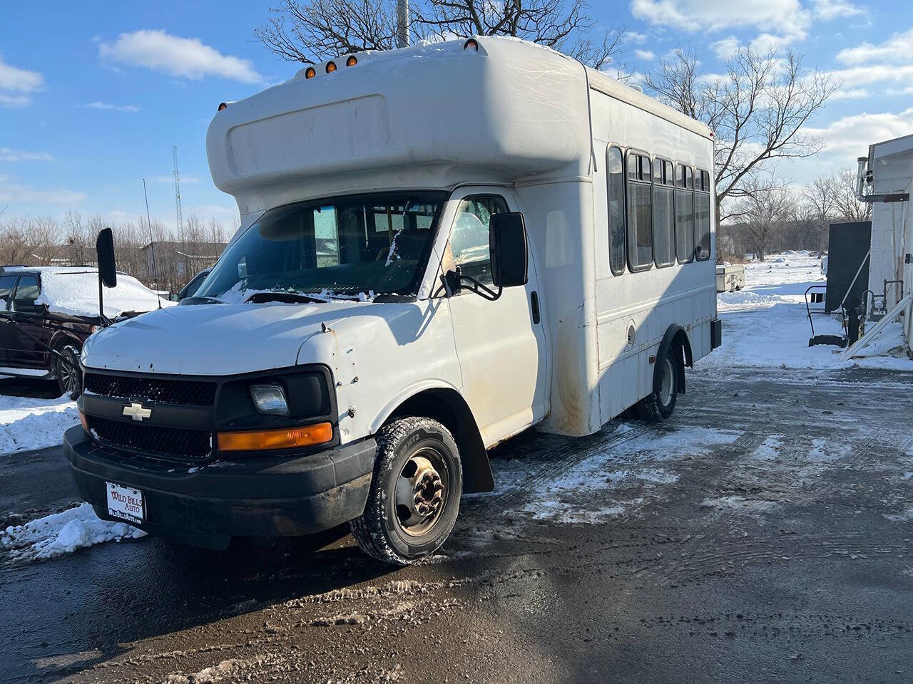 Used 2006 Chevrolet Express 3500 3500 2dr Commercial/Cutaway/Ch w/ School Bus Package image 3