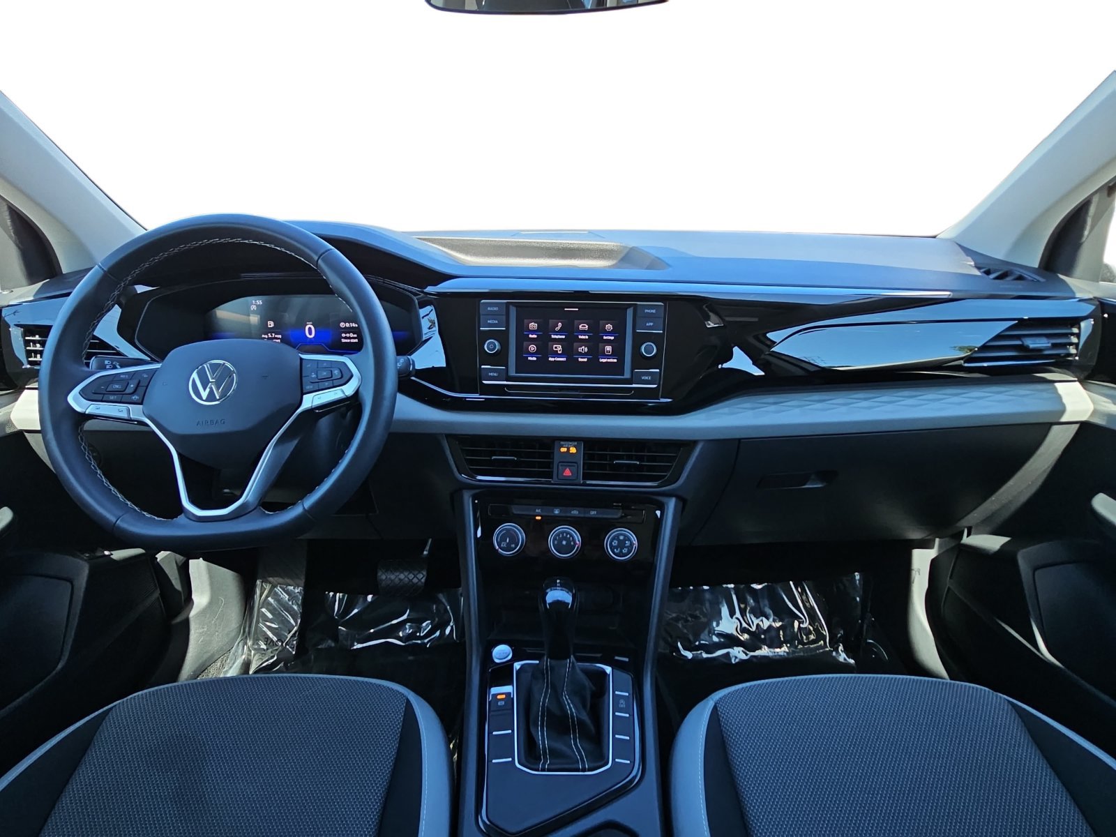 Used 2023 Volkswagen Taos S FWD image 9