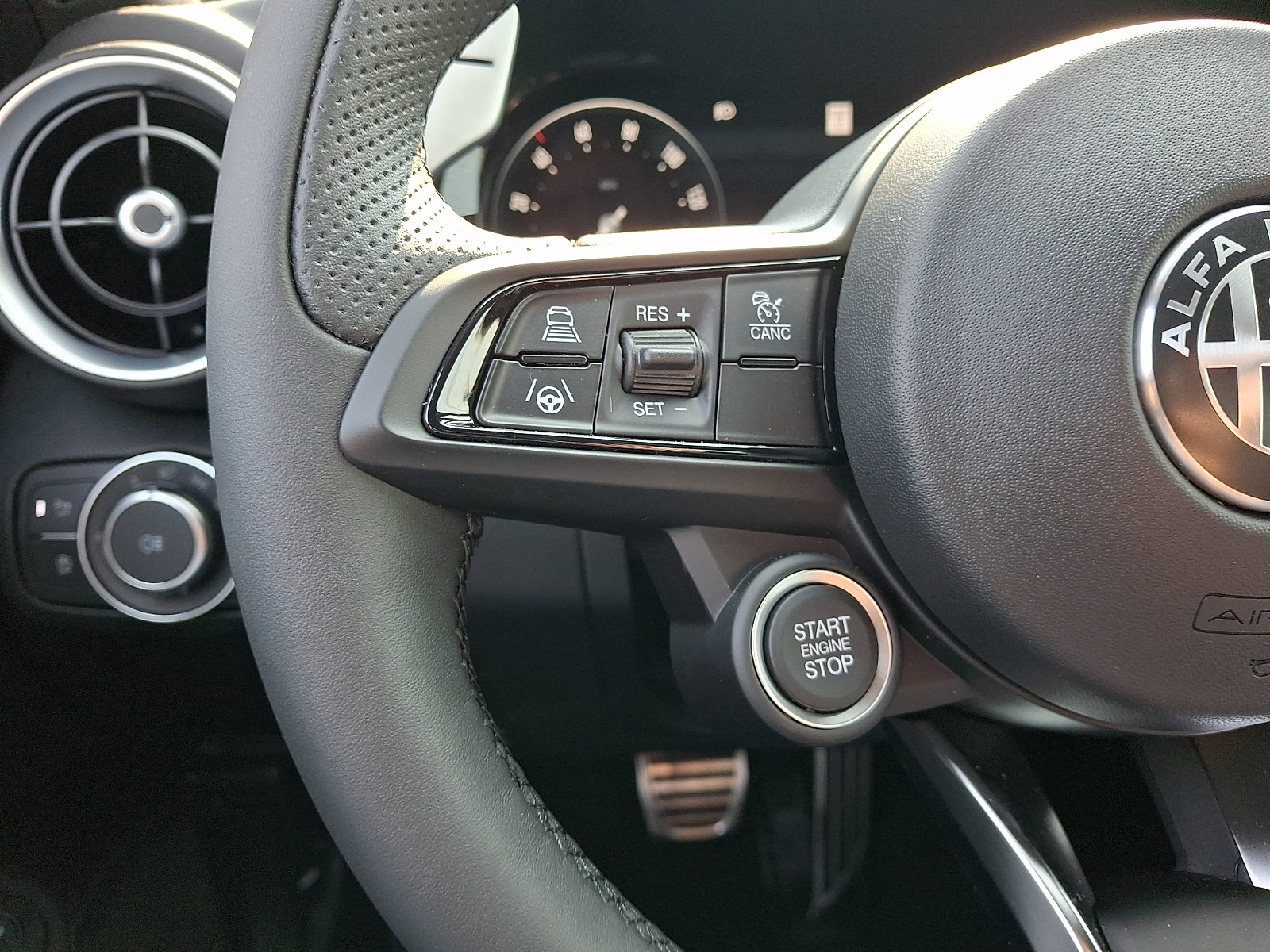 New 2026 Alfa Romeo Giulia AWD image 19