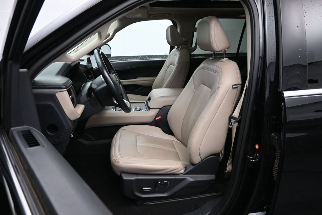 Used 2024 Ford Expedition Limited AWD/4WD image 22