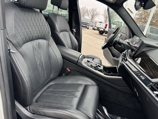 Used 2025 BMW X5 xDrive50e image 46
