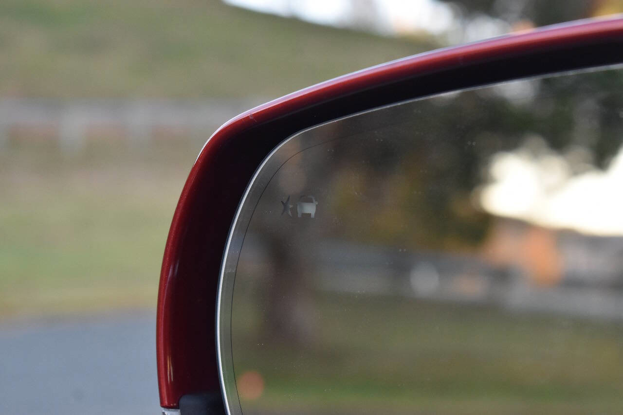 Used 2016 Cadillac ATS Luxury w/ Safety and Security Package image 34