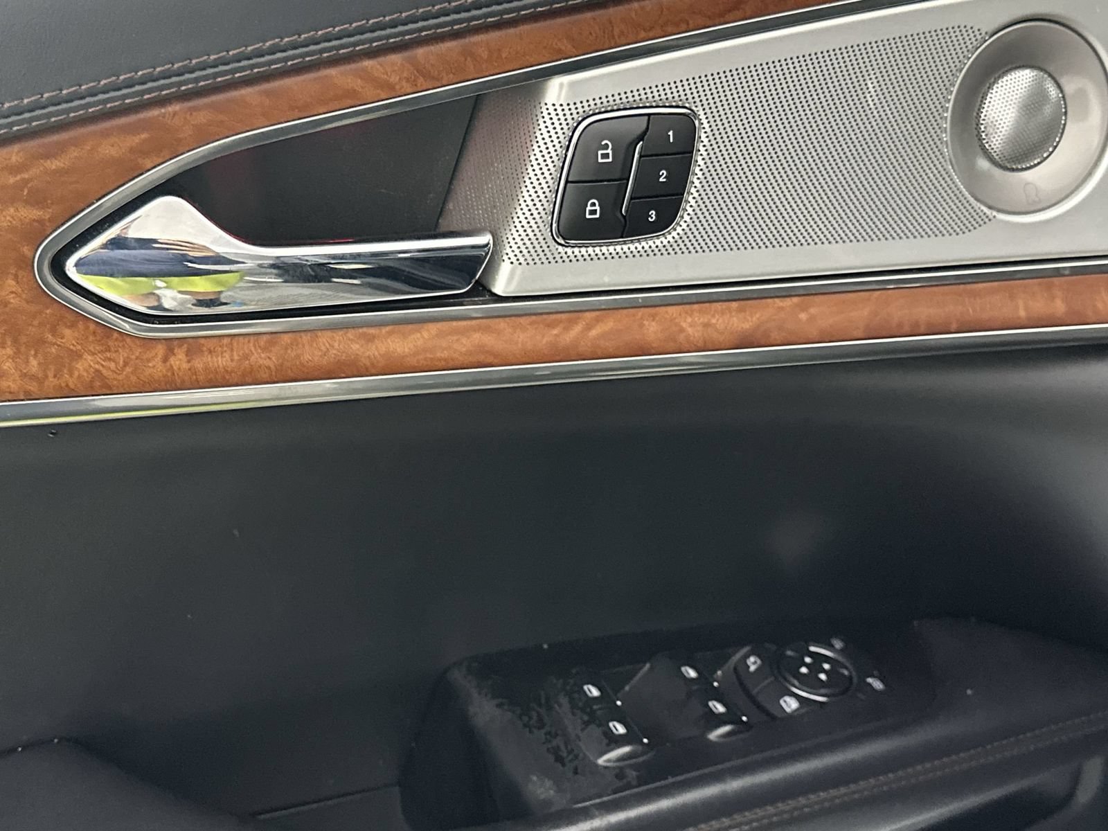 Used 2019 Lincoln Nautilus Black Label AWD/4WD image 13