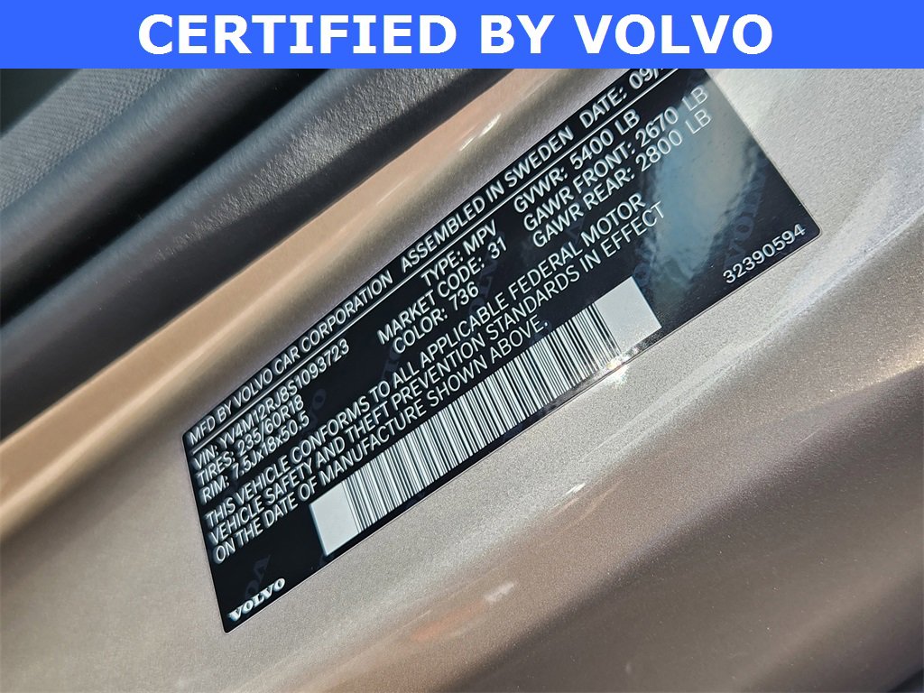 Used 2025 Volvo XC60 B5 Core image 32