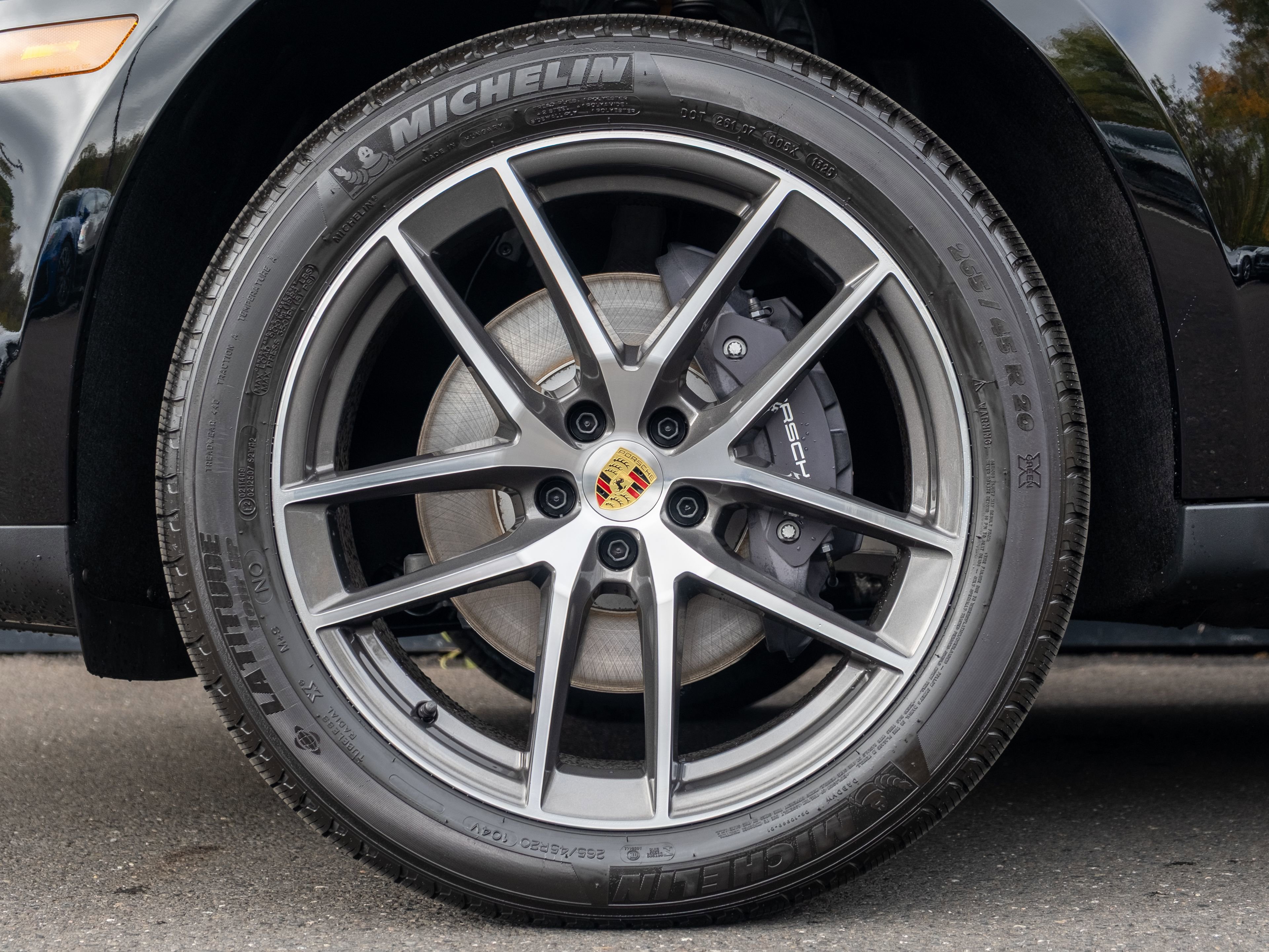 Used 2026 Porsche Macan image 12