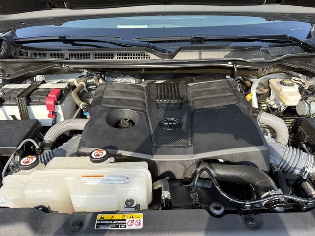 Used 2024 Toyota Tundra SR5 AWD/4WD image 33