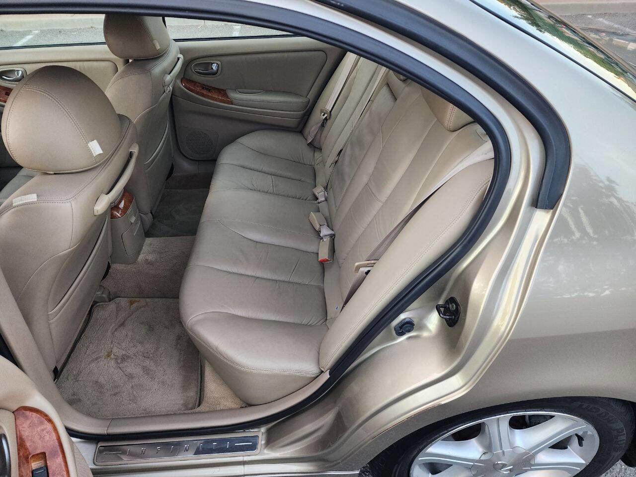 Used 2004 INFINITI I35 Base 4dr Sedan FWD image 16