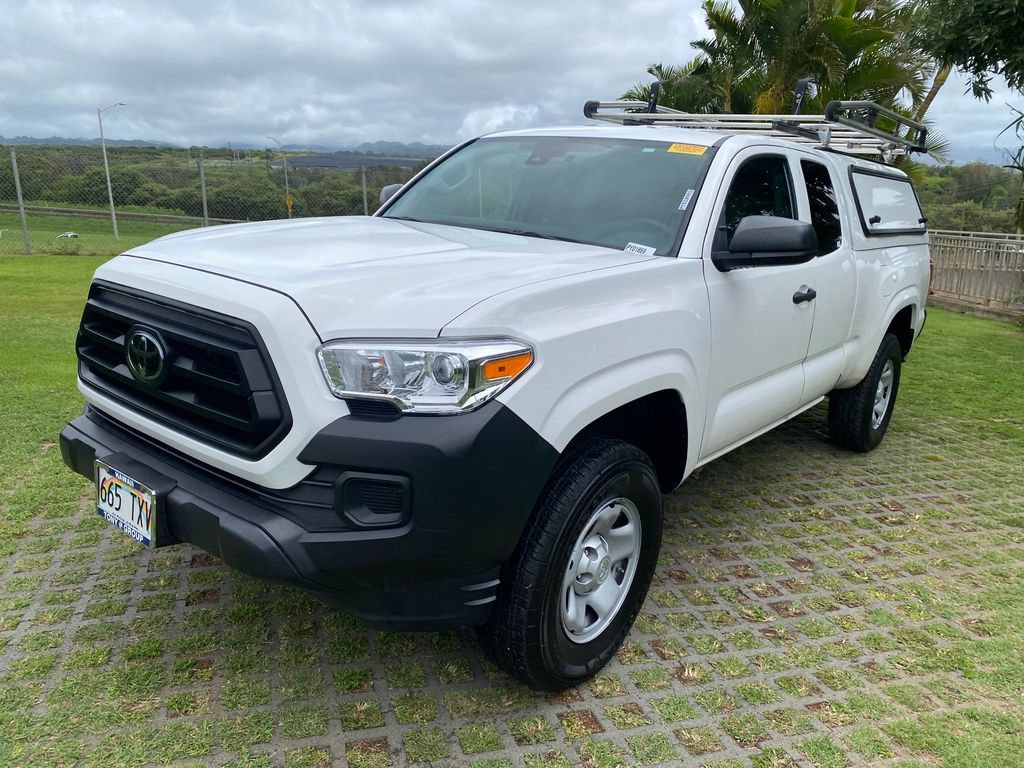 Used 2022 Toyota Tacoma SR RWD image 3