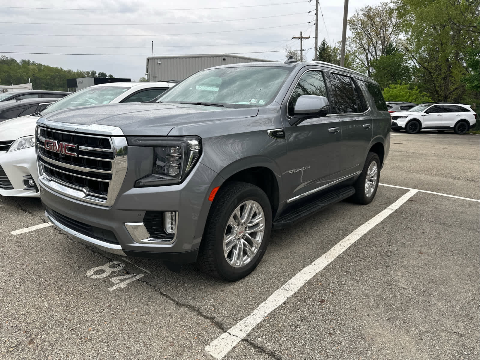 Certified 2022 GMC Yukon SLT w/ SLT Premium Package
