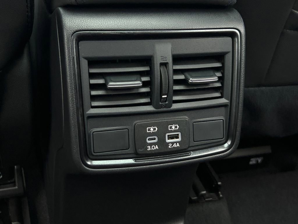 Used 2025 Subaru Forester Limited w/ Popular Package image 21