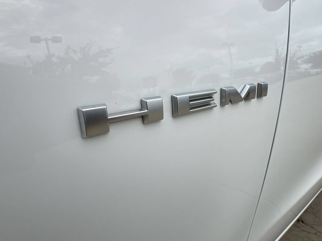 Used 2023 Dodge Durango R/T AWD/4WD image 32