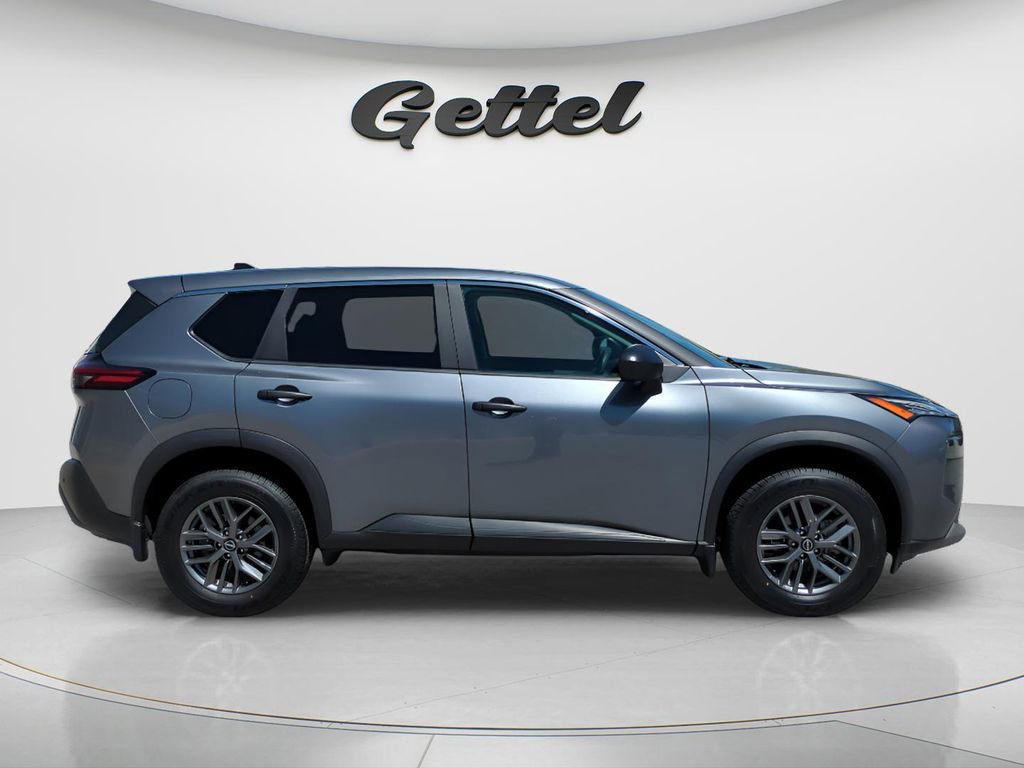 Certified 2023 Nissan Rogue S image 11