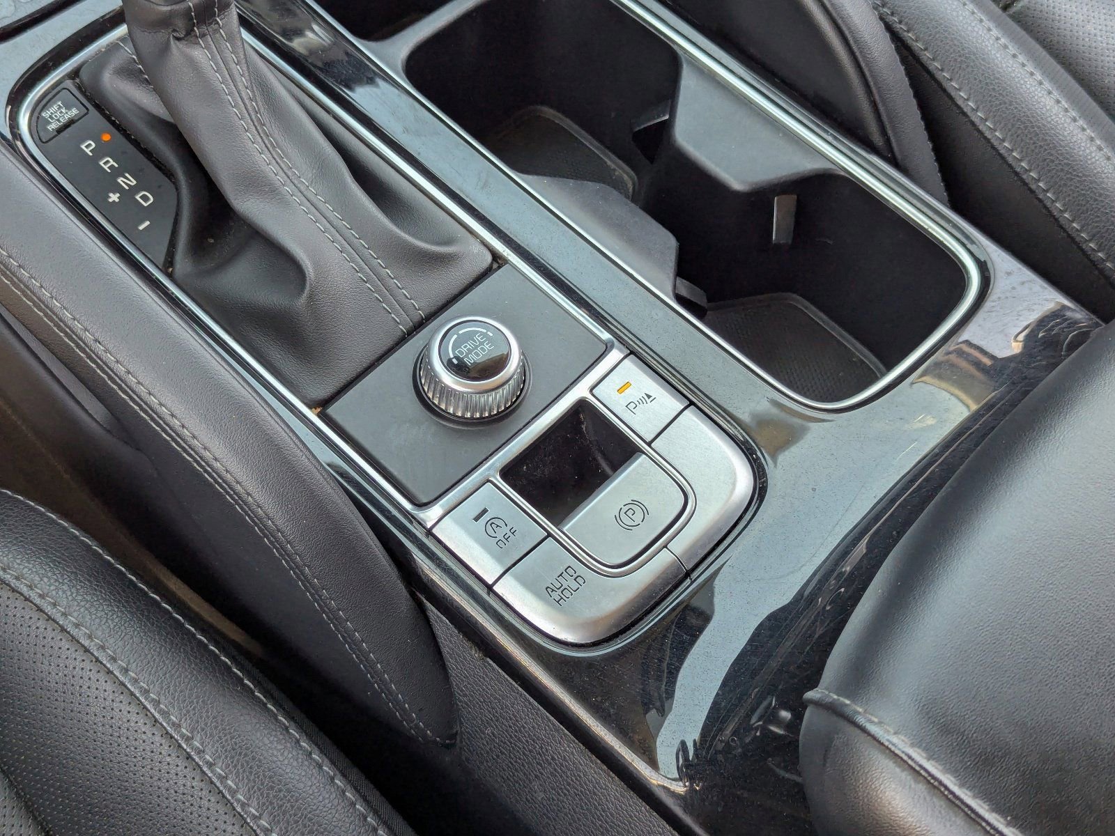 Used 2023 Kia Telluride EX image 32