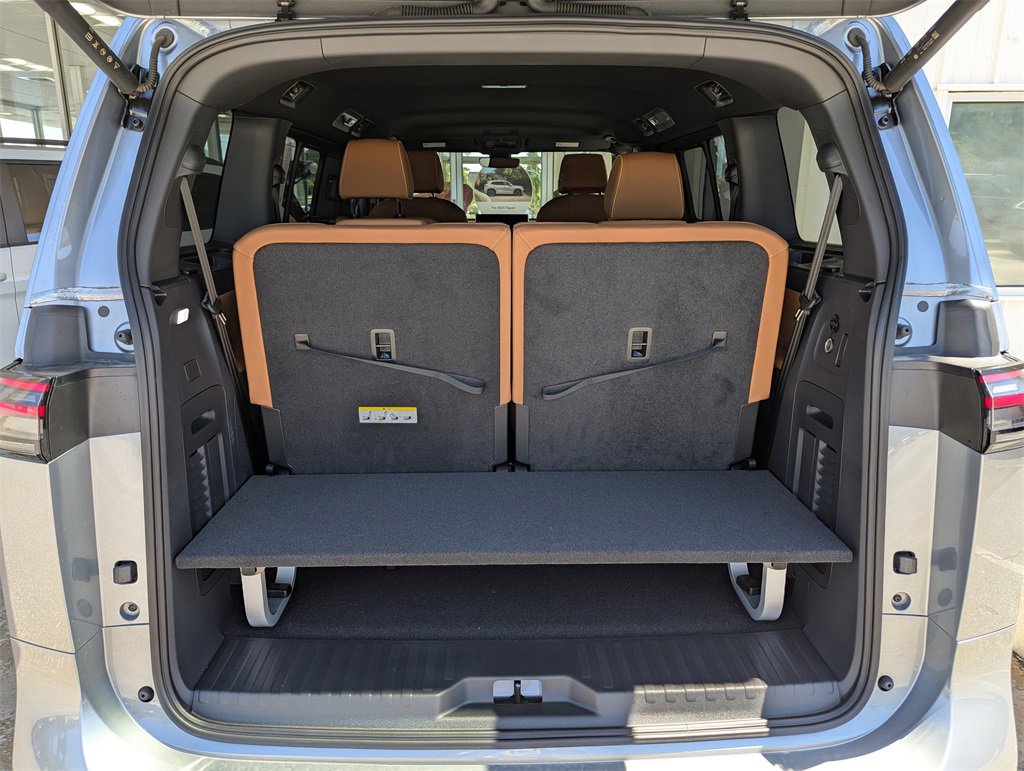 New 2025 Volkswagen ID. Buzz Pro S Plus image 30