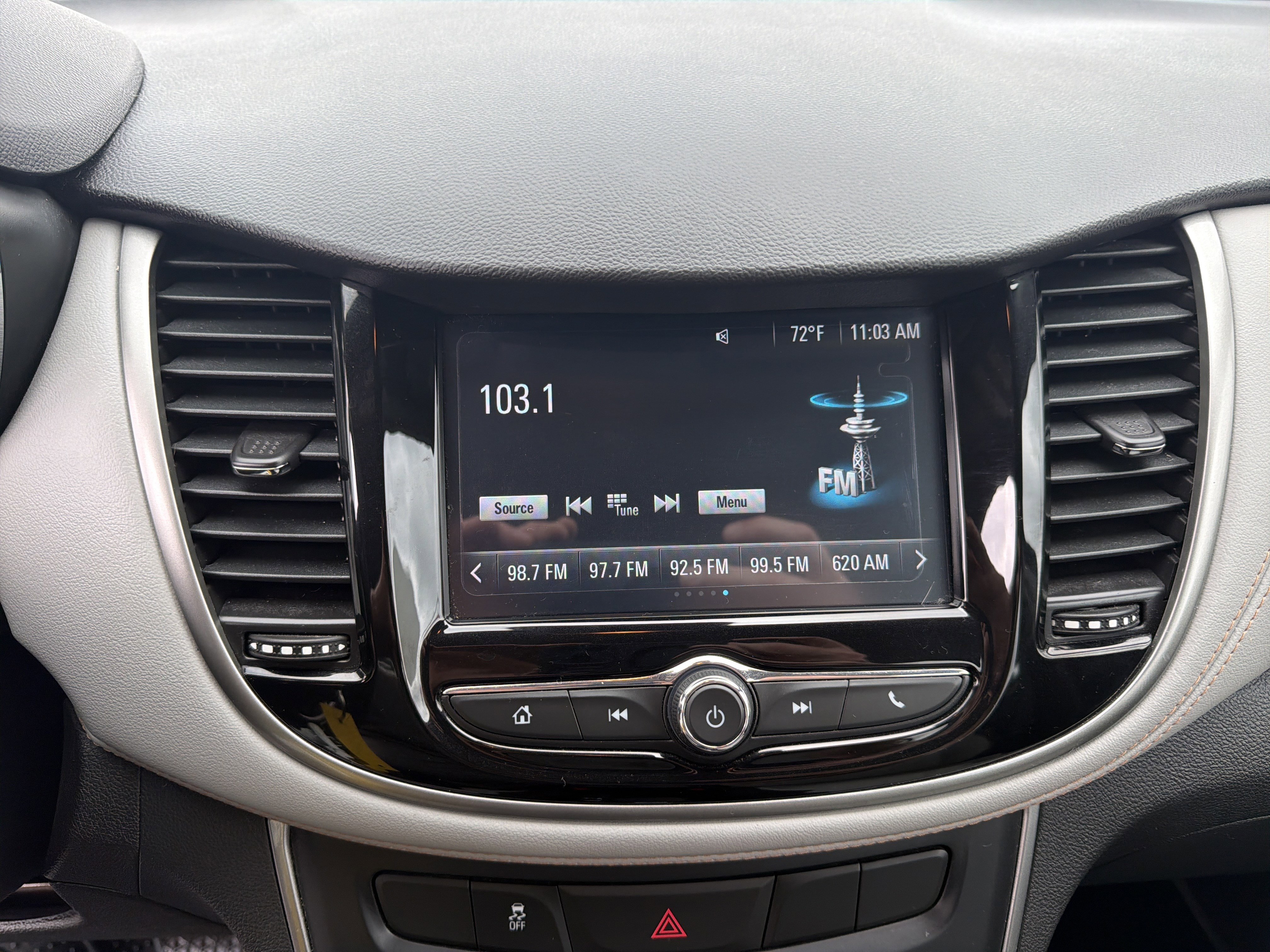 Used 2017 Chevrolet Trax LS AWD/4WD image 35