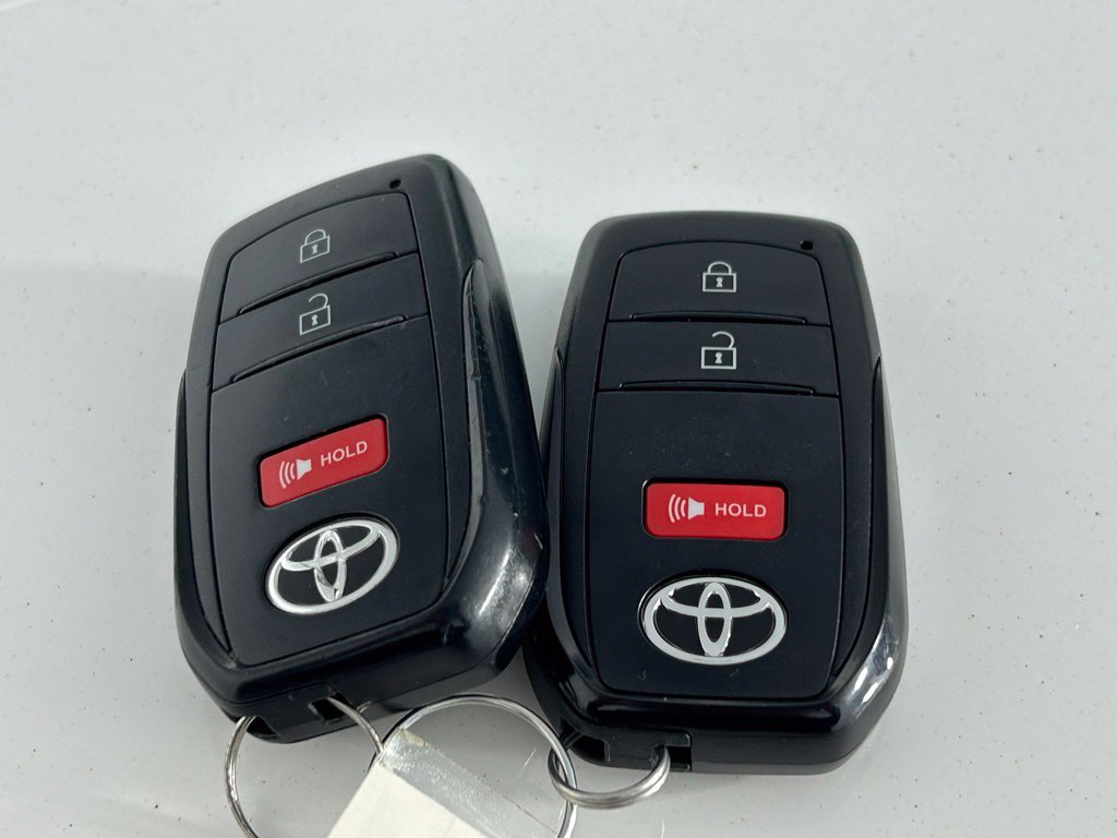 Used 2025 Toyota Tacoma SR RWD image 28