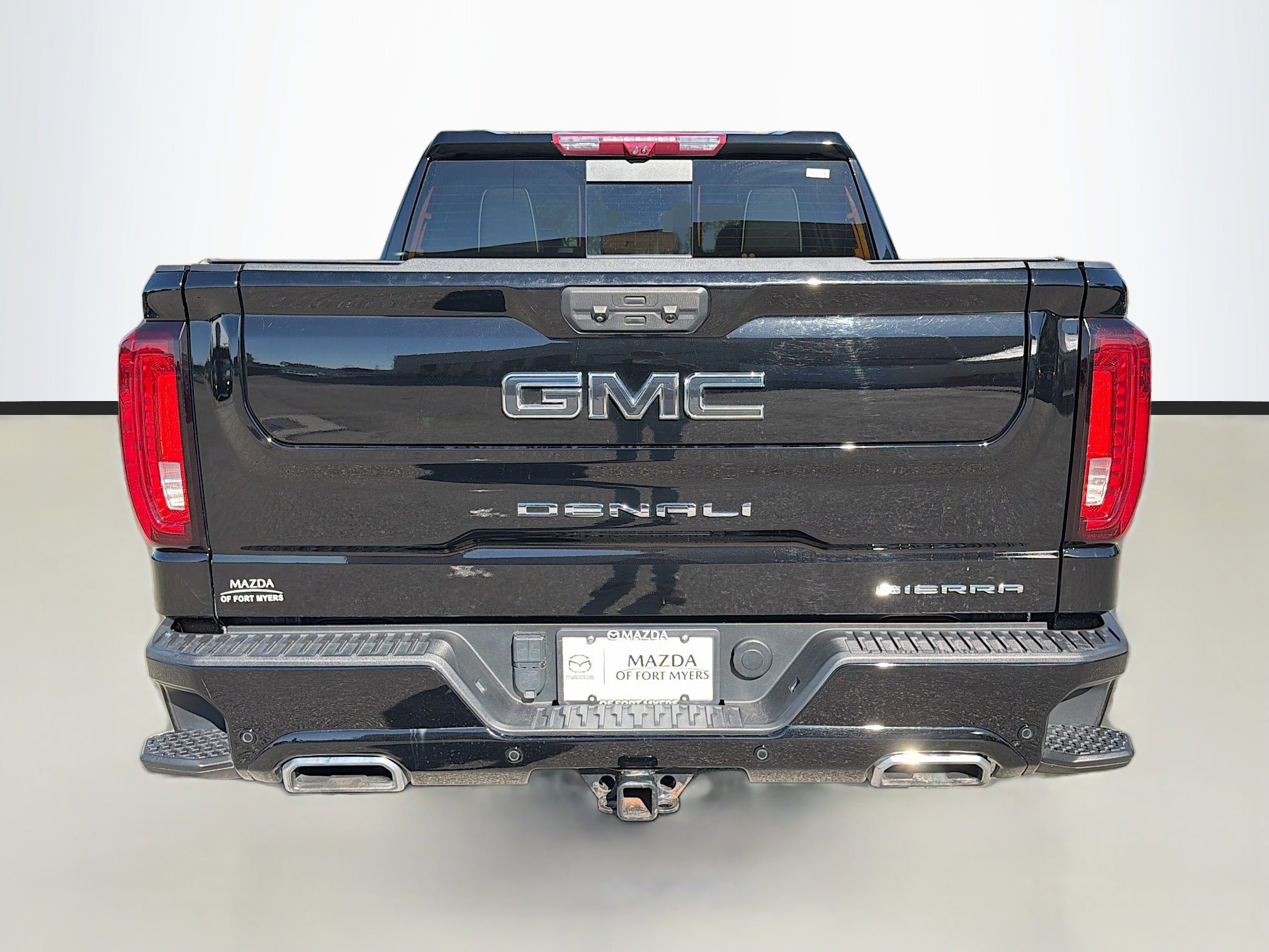 Used 2024 GMC Sierra 1500 Denali Ultimate image 4