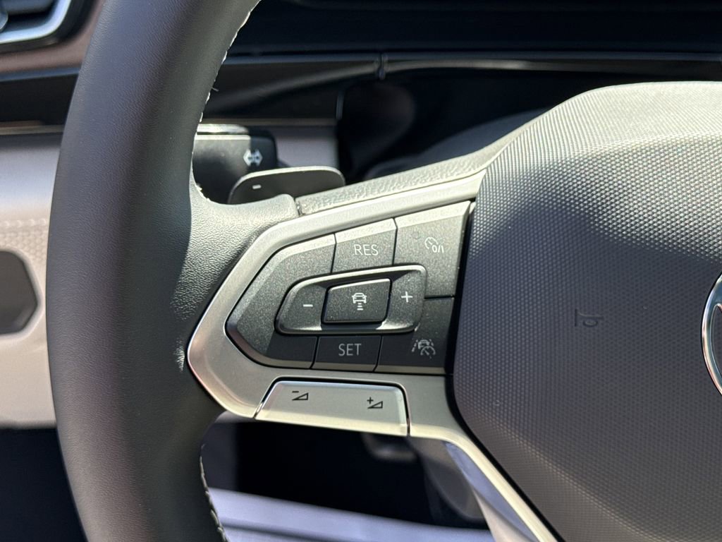 New 2026 Volkswagen Atlas SE image 30