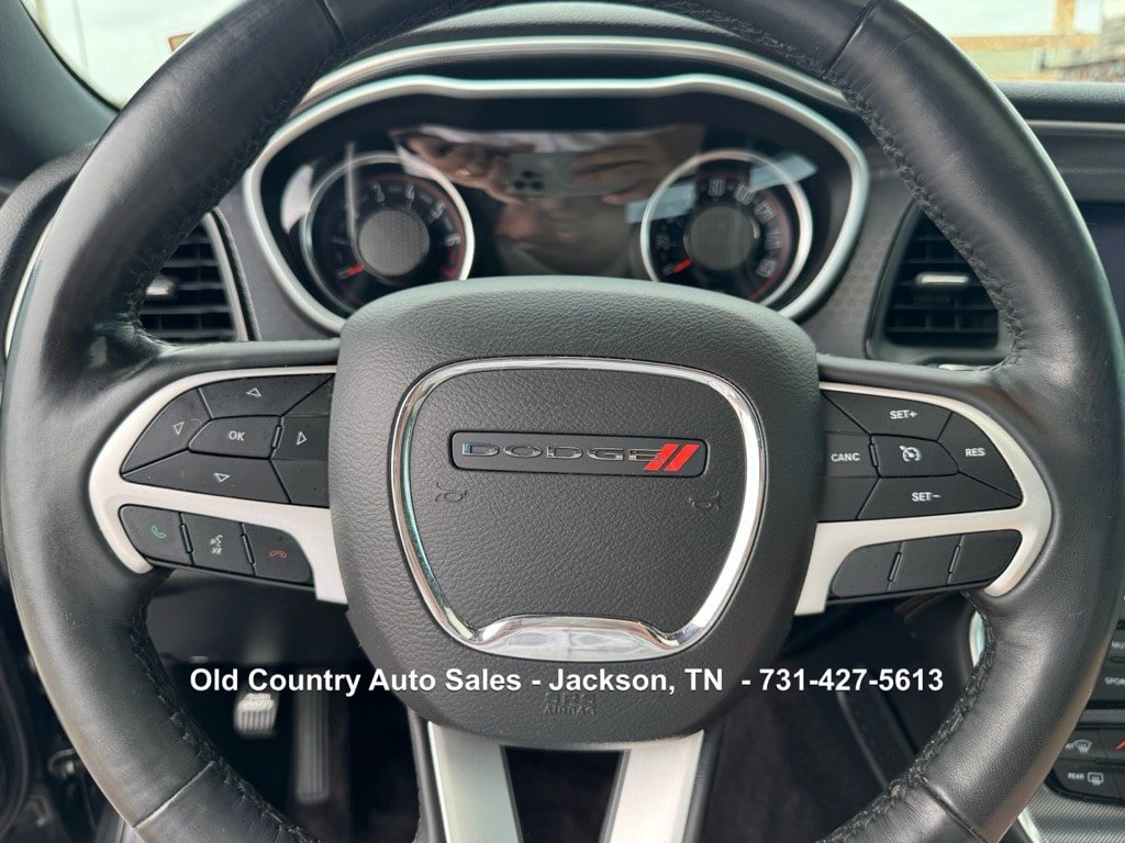 Used 2018 Dodge Challenger SXT Plus RWD image 22