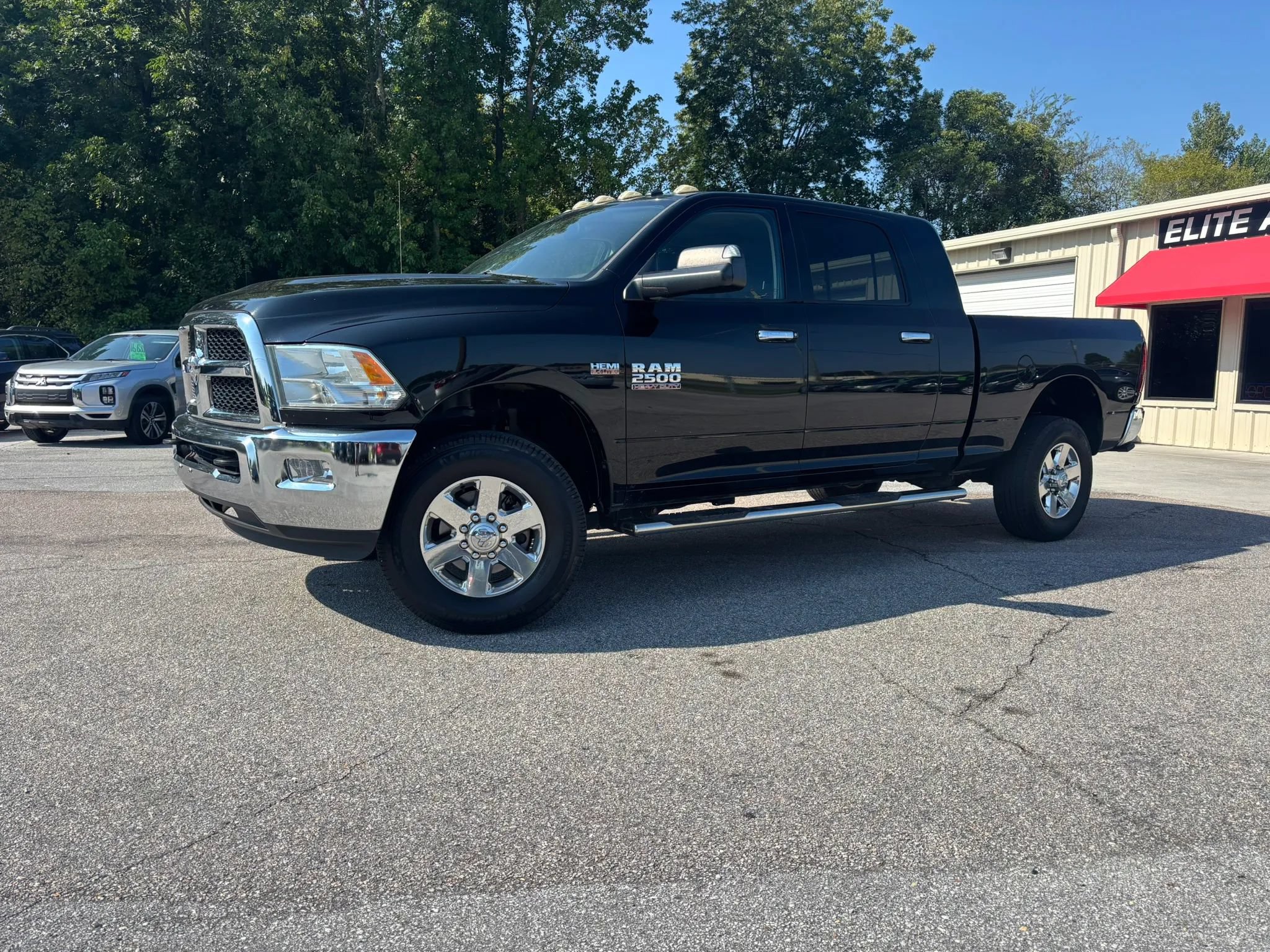 Used 2014 RAM 2500 SLT AWD/4WD image 3