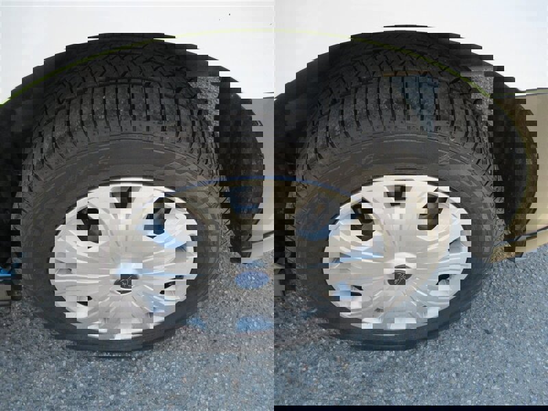 Used 2020 Ford Transit Connect XL image 35