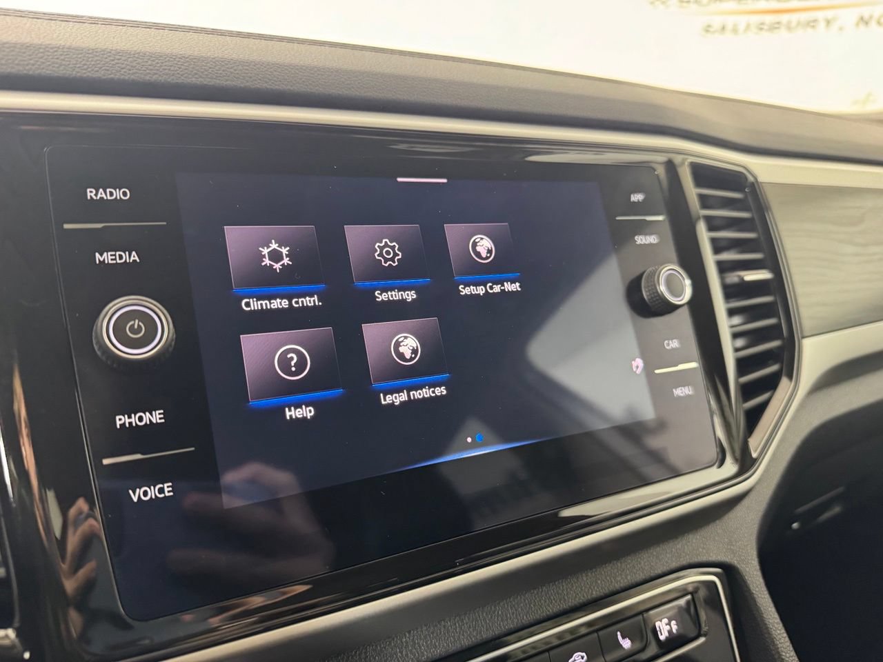 Used 2023 Volkswagen Atlas SE w/ Panoramic Sunroof Package FWD image 19