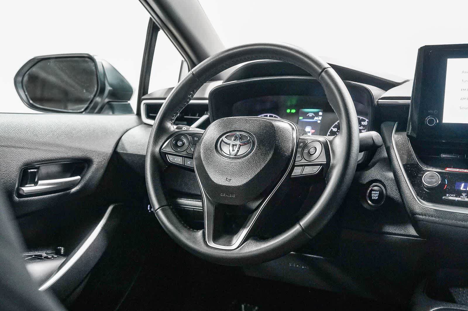 Certified 2025 Toyota Corolla SE FWD image 16