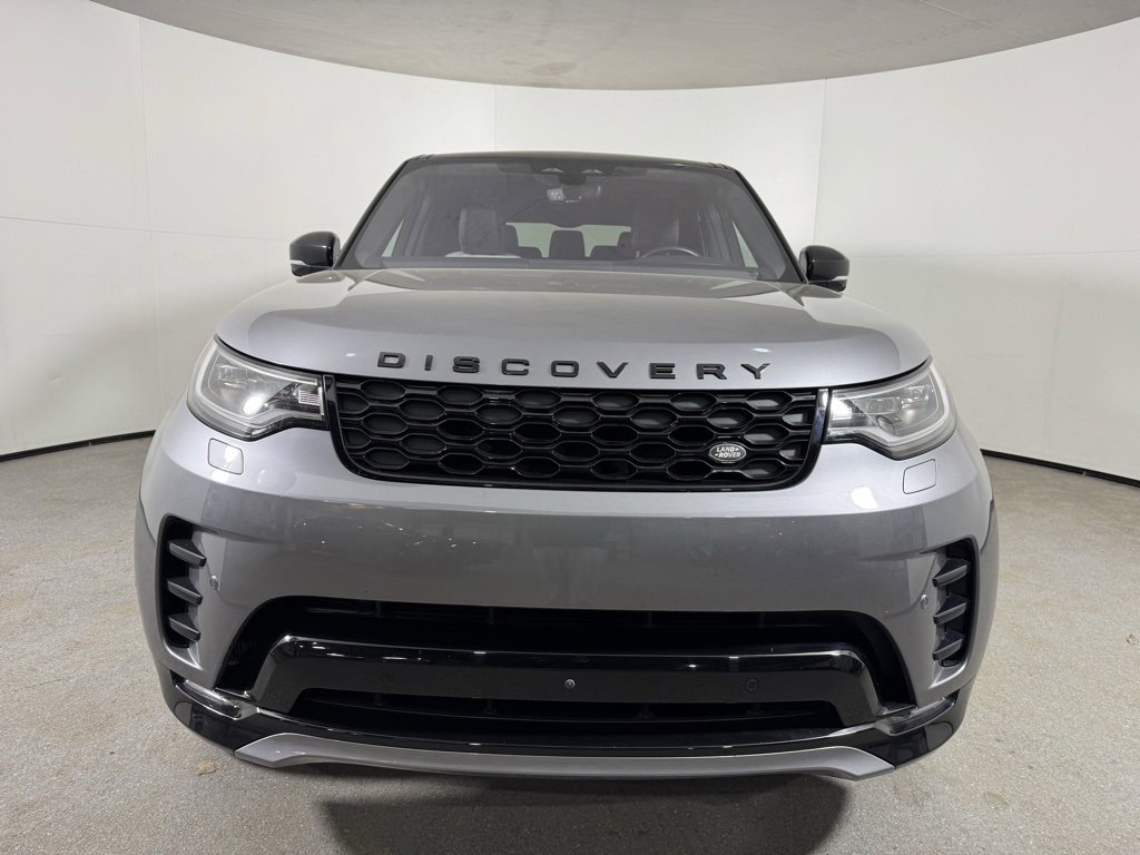 Used 2021 Land Rover Discovery S R-Dynamic image 2