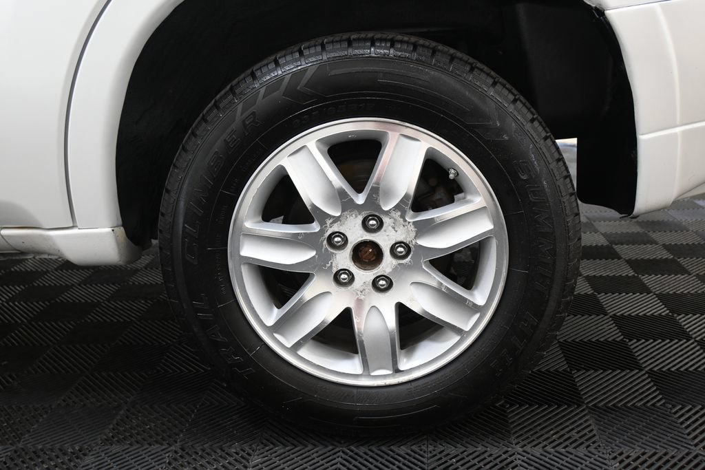 Used 2011 Mitsubishi Endeavor LS AWD/4WD image 27
