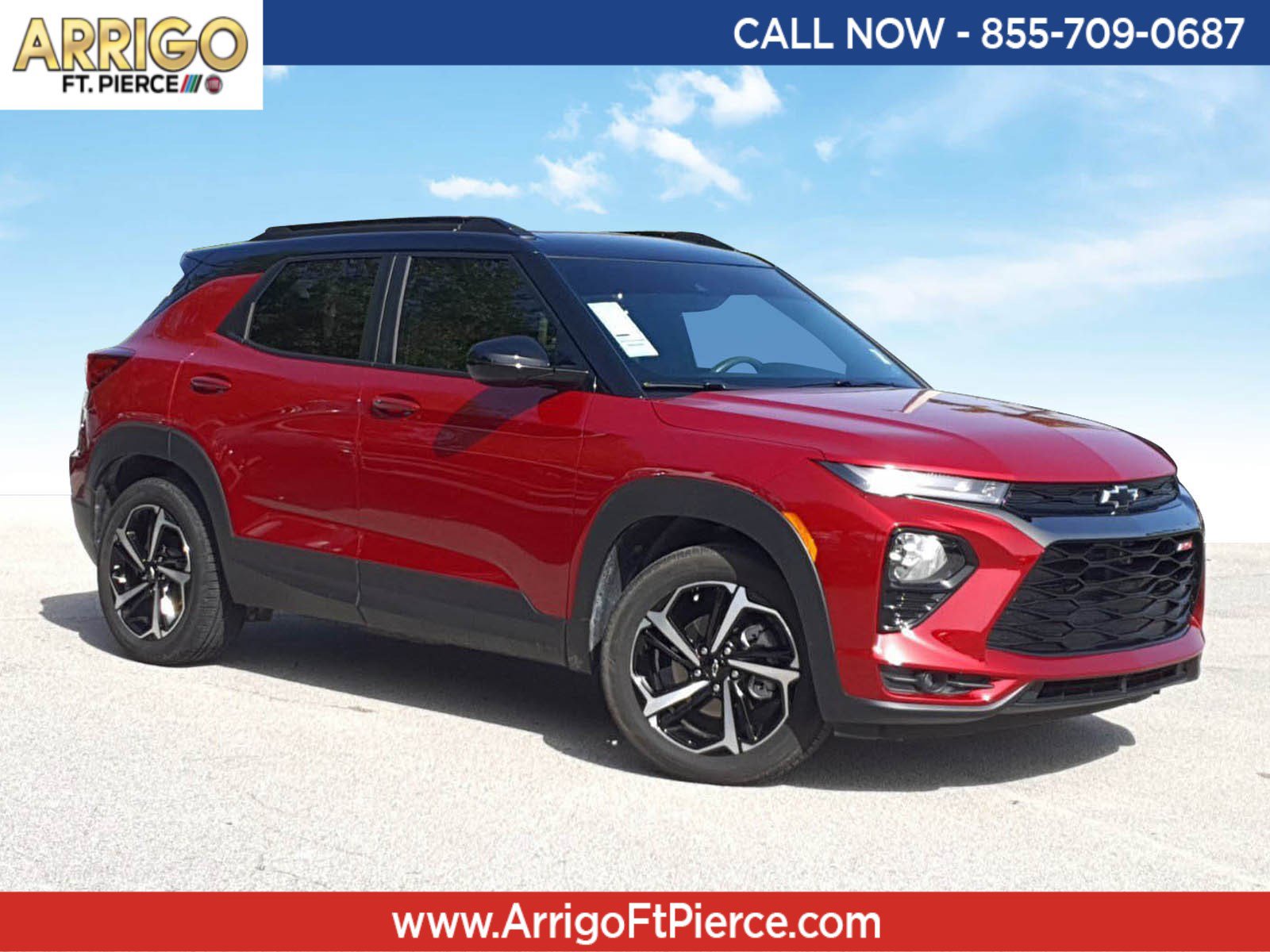 Used 2021 Chevrolet TrailBlazer RS w/ Sun and Liftgate Package FWD image 1