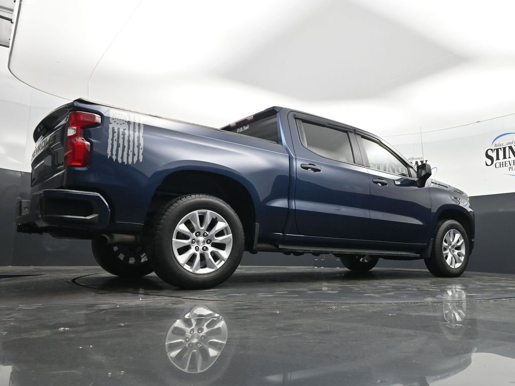 Used 2022 Chevrolet Silverado 1500 Custom w/ LPO, Dark Essentials Package RWD image 23
