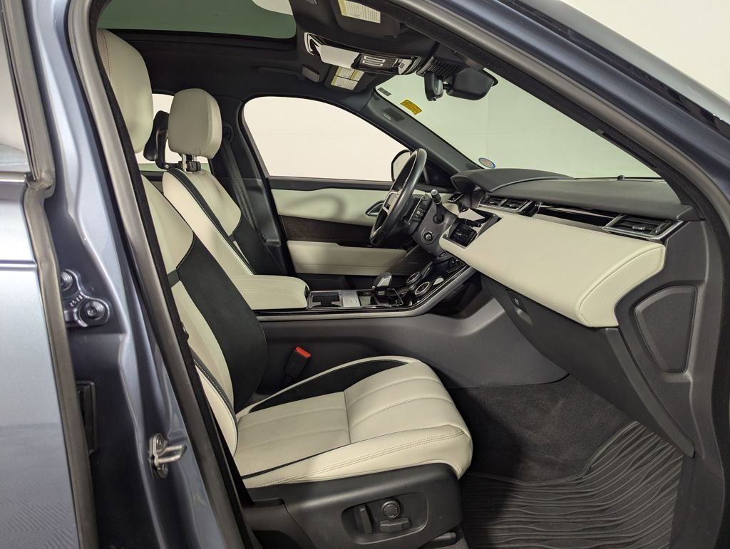 Used 2023 Land Rover Range Rover Velar S image 36