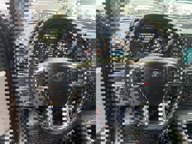 Used 2018 Ford F150 XLT w/ Equipment Group 302A Luxury image 9