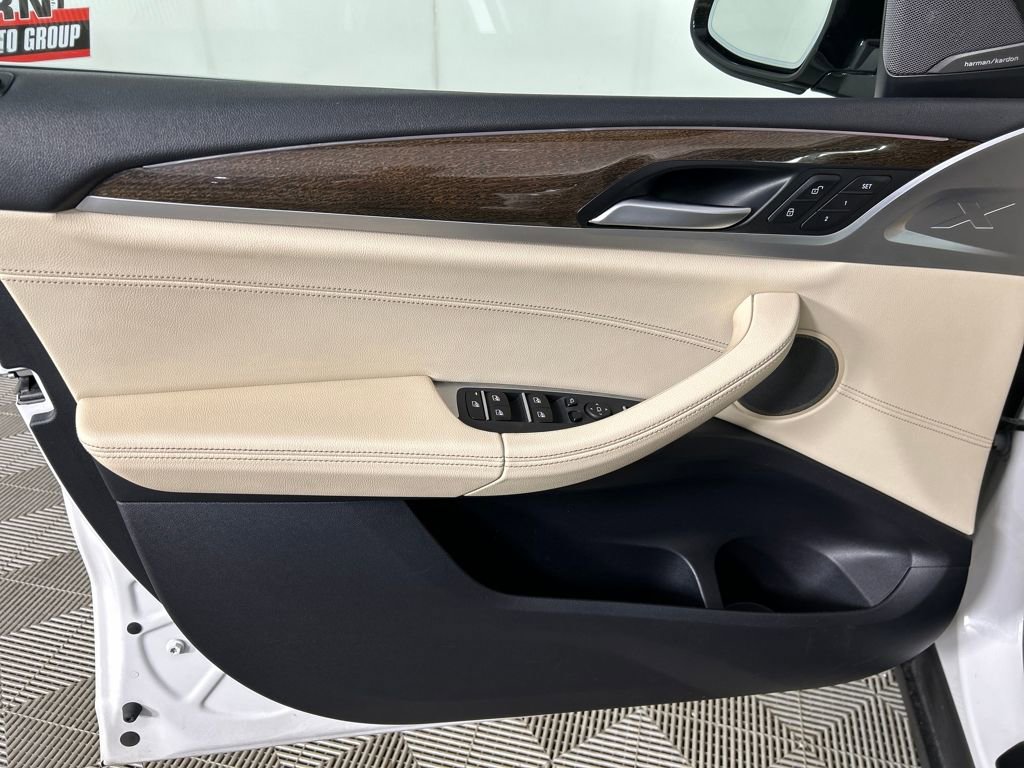 Used 2019 BMW X3 xDrive30i w/ Premium Package image 11