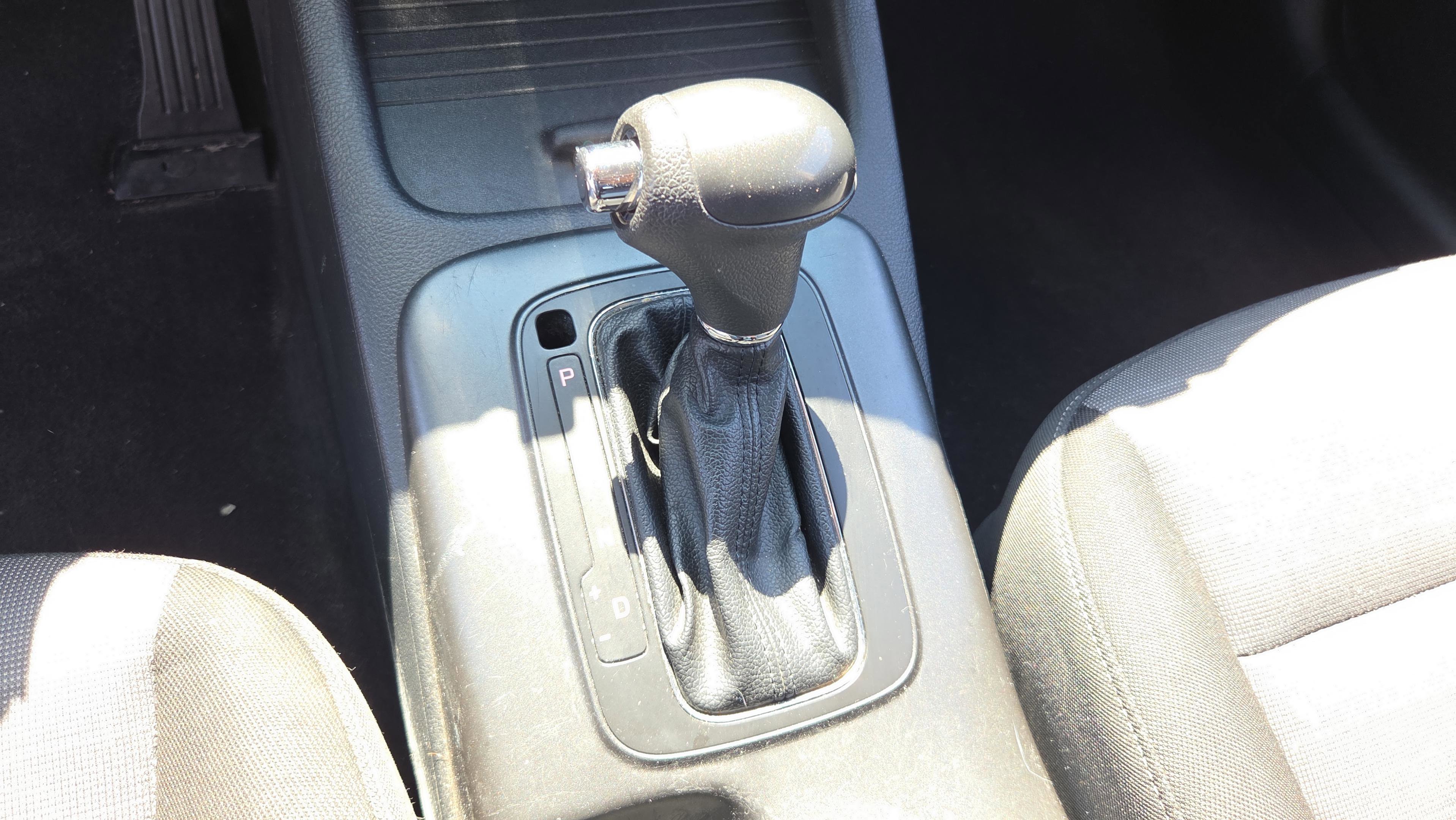 Used 2016 Kia Forte LX image 23