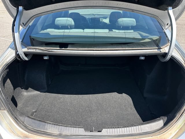 Used 2017 Chevrolet Malibu LT w/ Driver Confidence Package FWD image 29