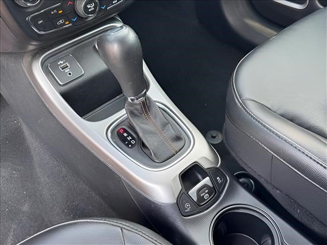 Used 2021 Jeep Compass Latitude w/ Convenience Group FWD image 21