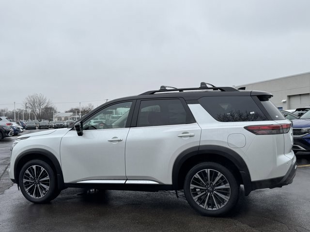 New 2026 Nissan Pathfinder Platinum w/ Cargo Package image 32