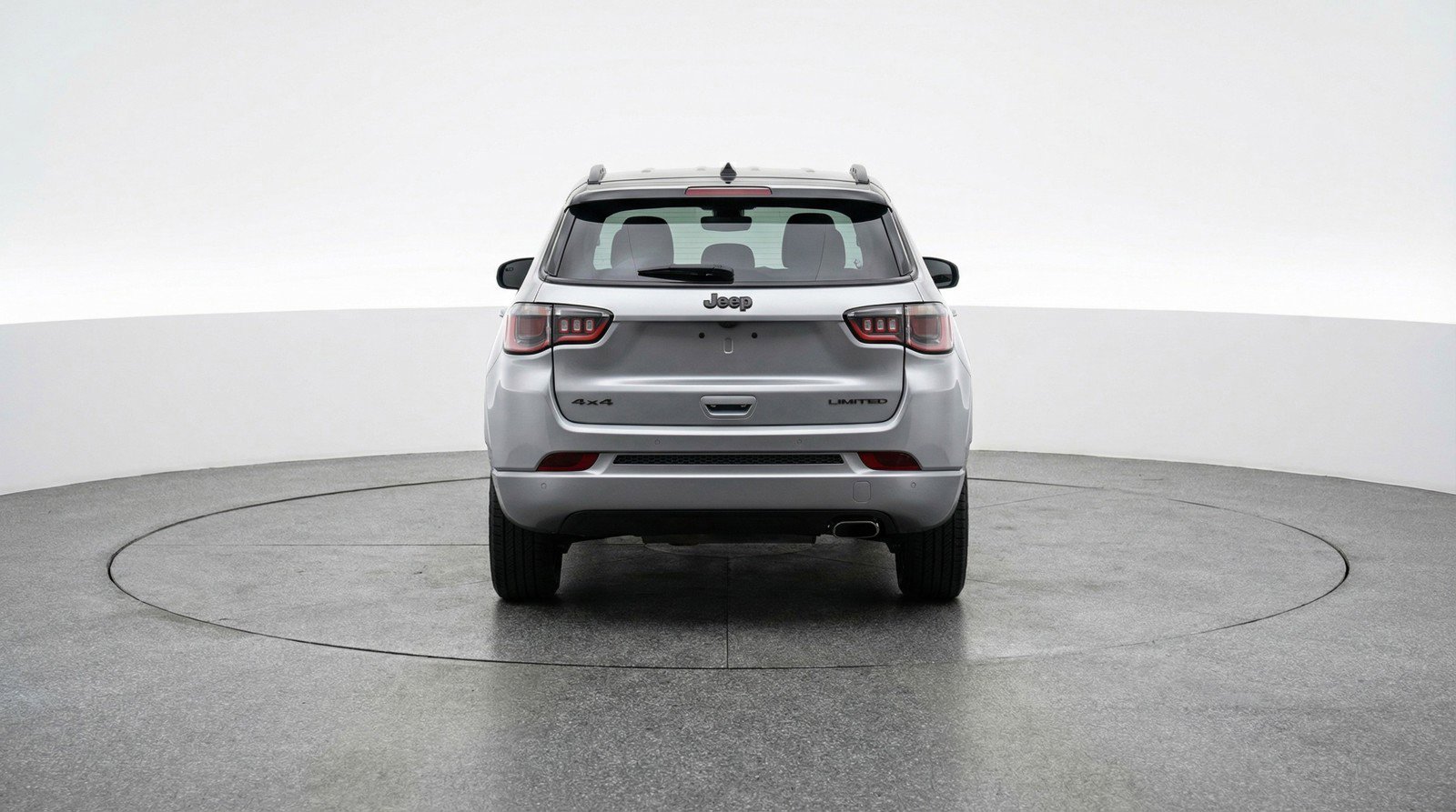 Used 2025 Jeep Compass Trailhawk AWD/4WD image 7