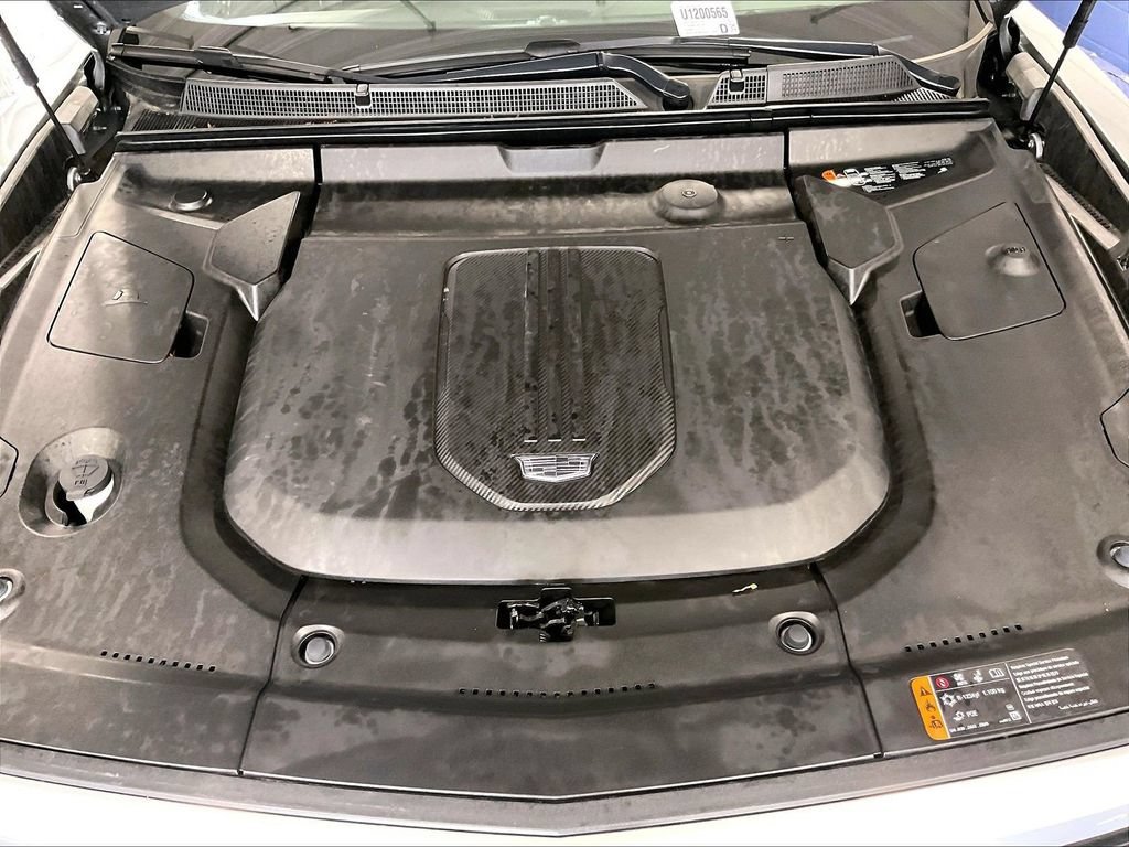 Used 2024 Cadillac Lyriq Tech w/ Driver Assist Package AWD/4WD image 35