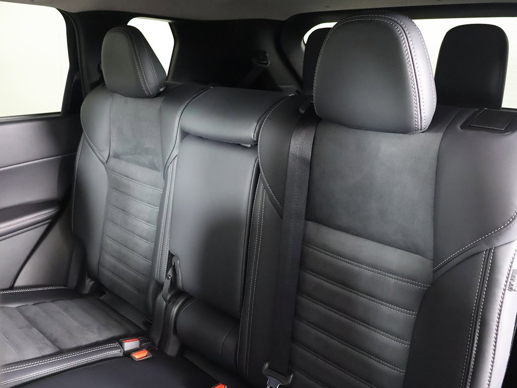 New 2025 Mitsubishi Outlander SE image 36