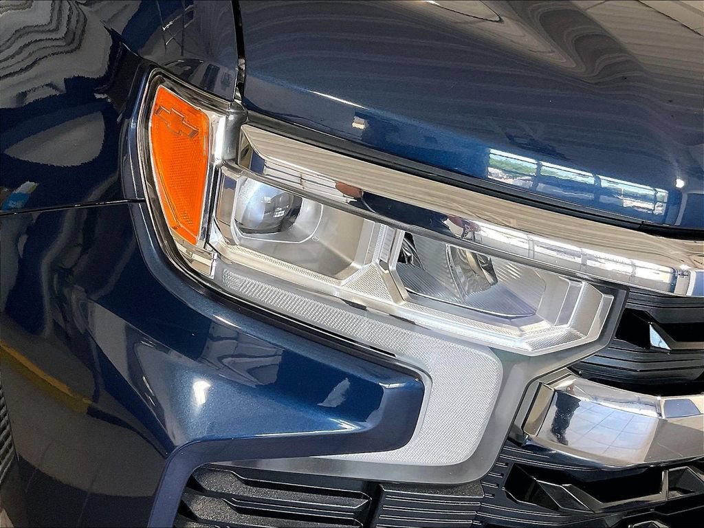 Used 2023 Chevrolet Silverado 1500 LT AWD/4WD image 32